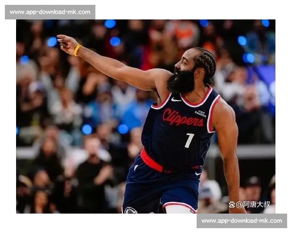 哈登续约快船:2 年 8150 万锁定双核争冠窗口