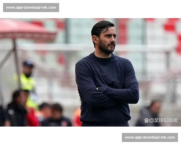 阿奎拉尼出任卡坦扎罗主帅，签约至 2027 年